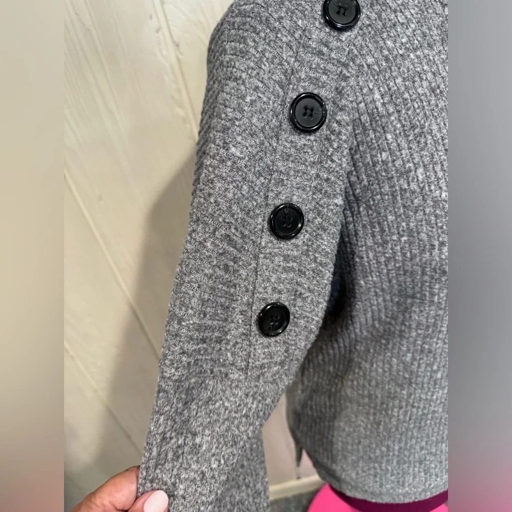 don’t.stop.believing Grey Sweater with Buttons, Size L